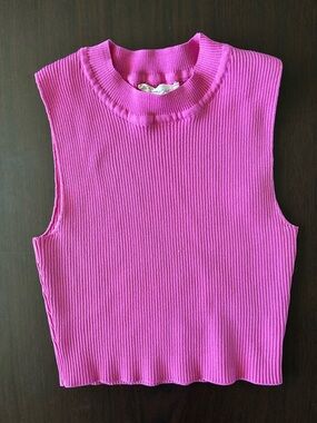 Sleeveless Ribbed Knit Tank Top - Bright Pink